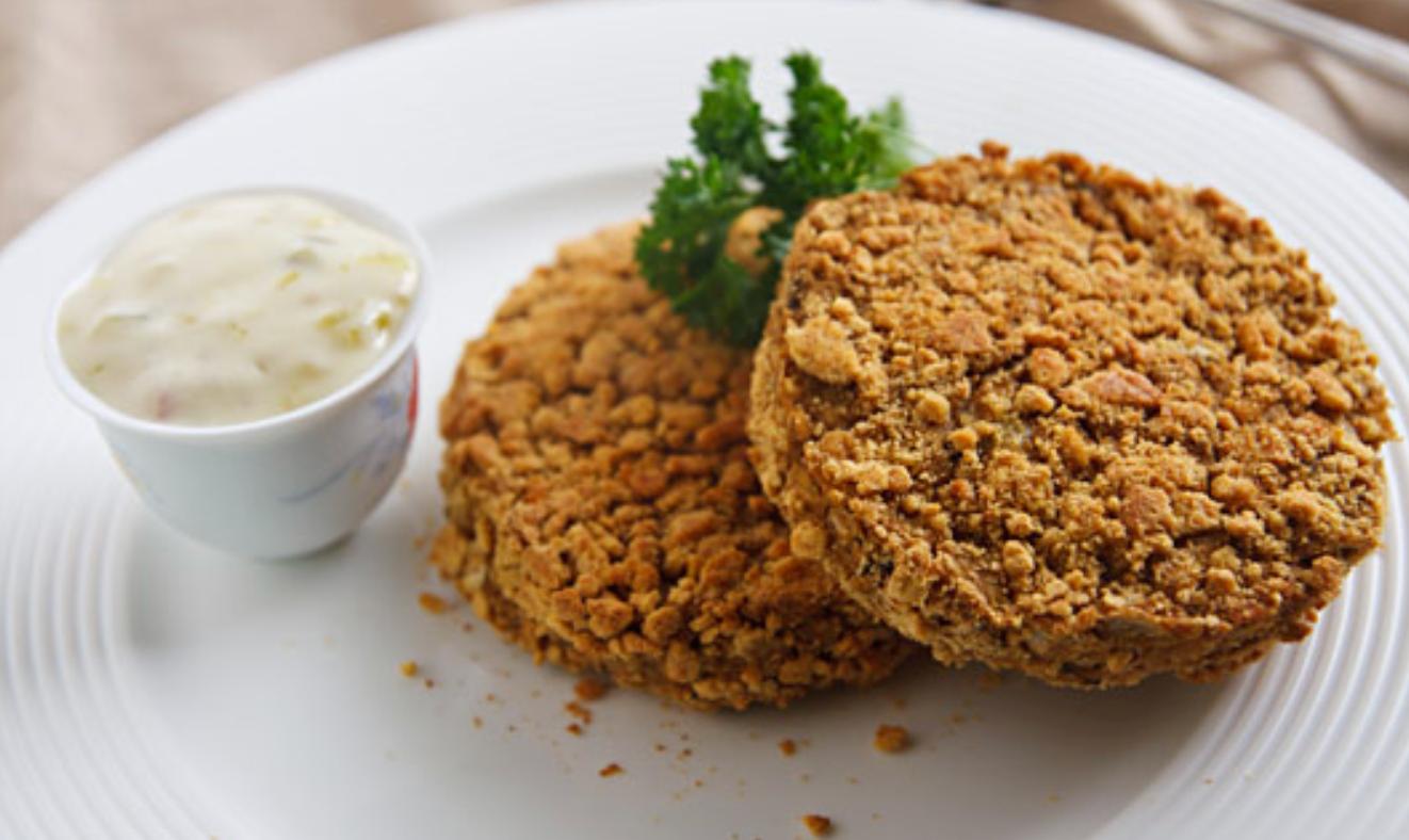 Jackfruit Crab(less) Cakes with Lemon Dill Aïoli